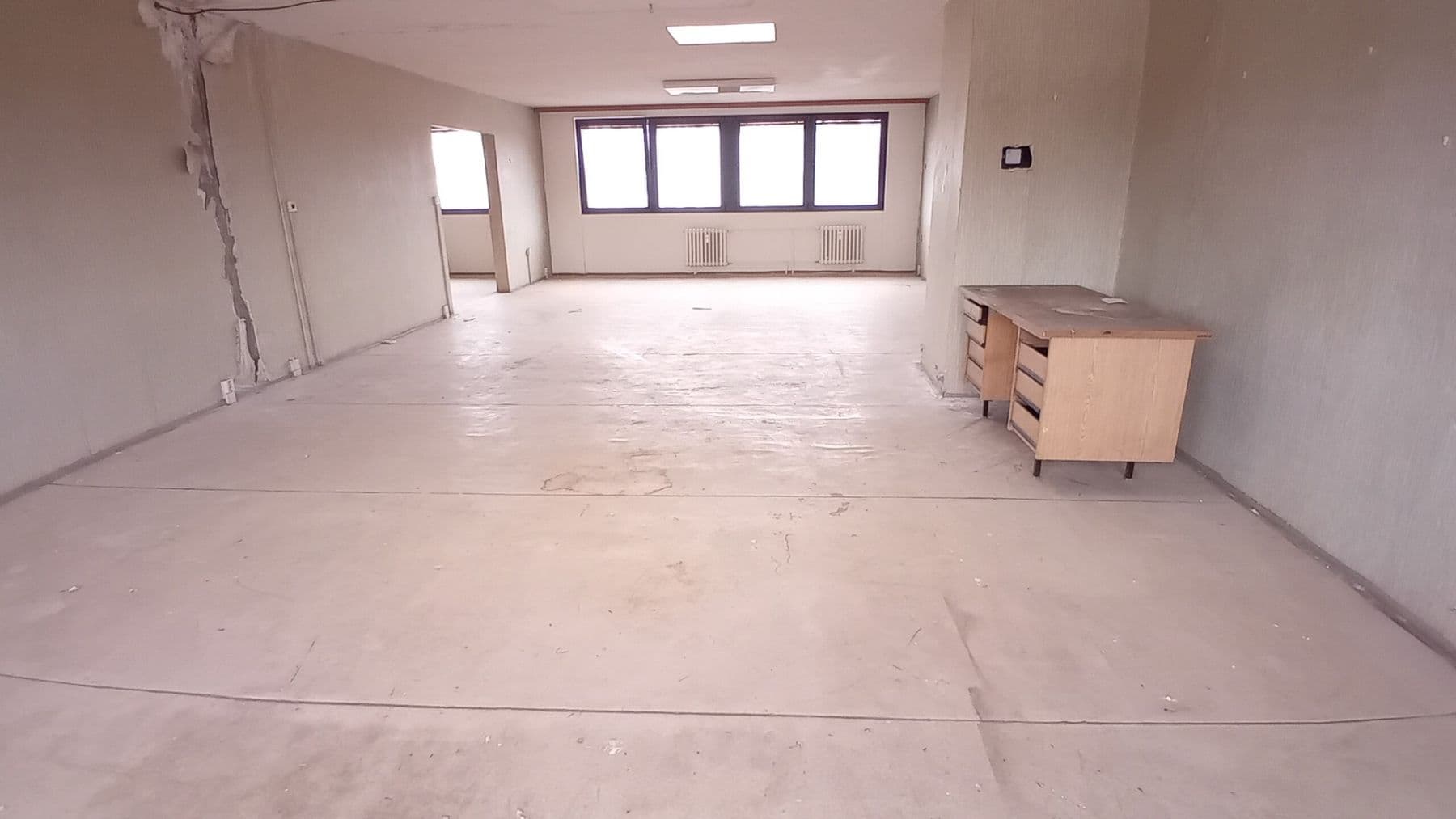 Prenájom nebytového priestoru 111 m², Roháčova, Praha, Praha Prenájom nebytového priestoru 111 m², Roháčova, Praha, Praha