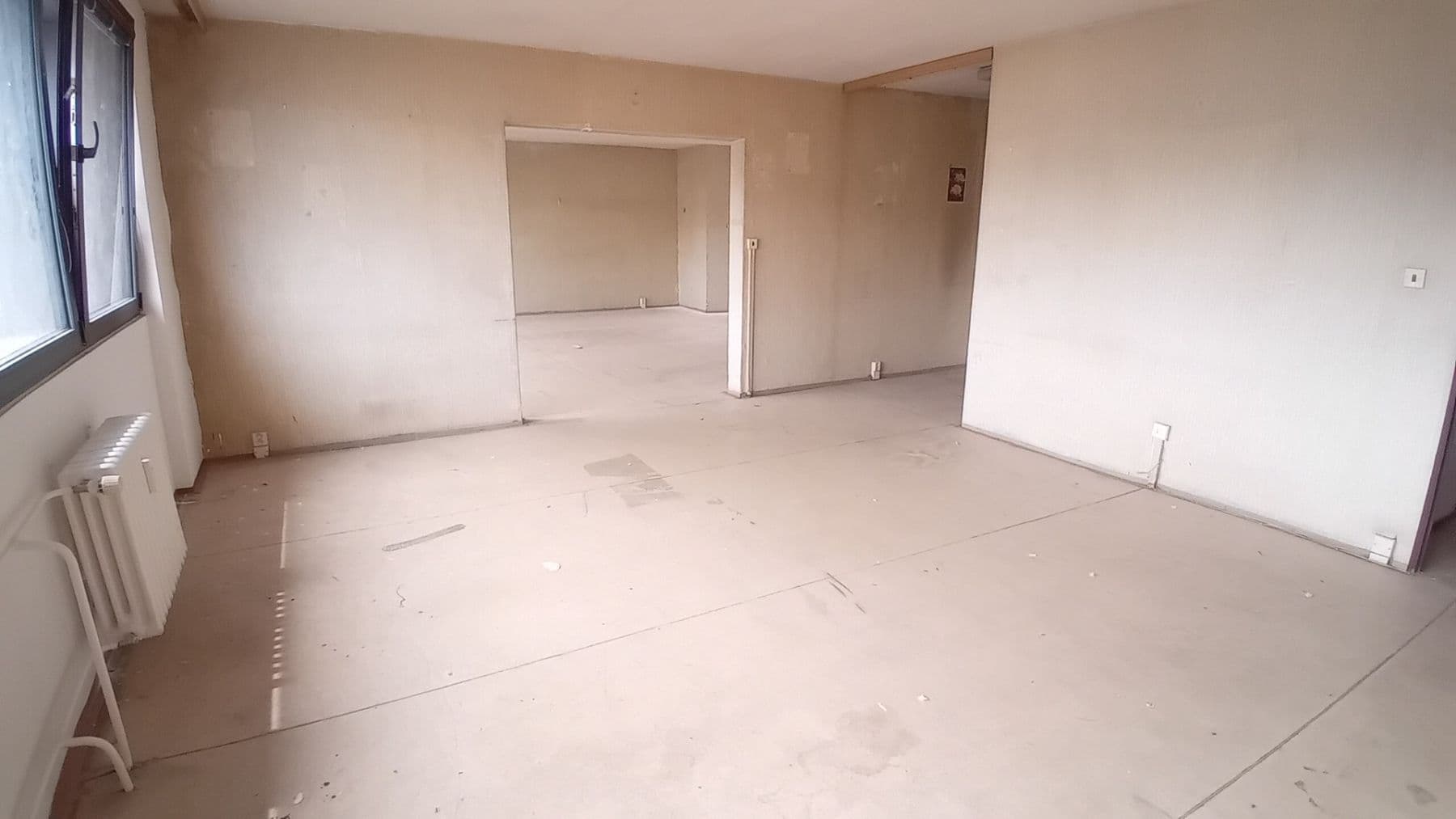Prenájom nebytového priestoru 111 m², Roháčova, Praha, Praha Prenájom nebytového priestoru 111 m², Roháčova, Praha, Praha