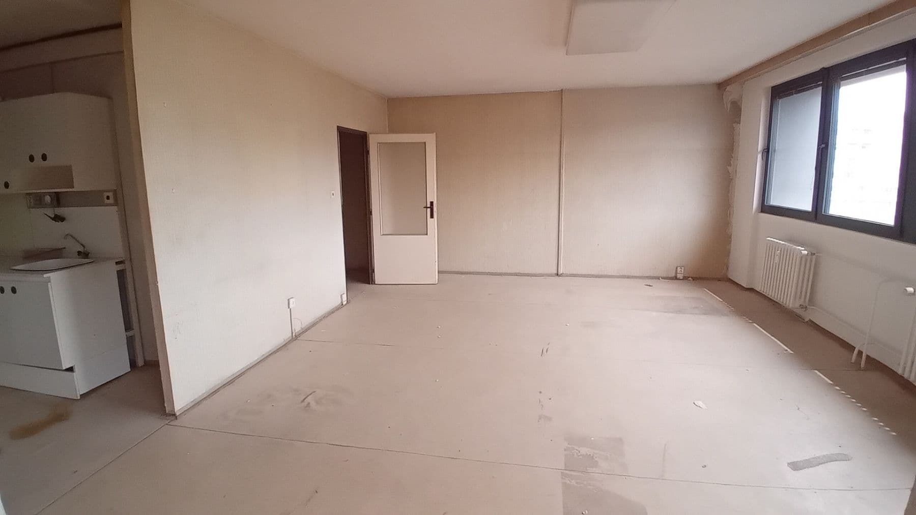Prenájom nebytového priestoru 111 m², Roháčova, Praha, Praha Prenájom nebytového priestoru 111 m², Roháčova, Praha, Praha