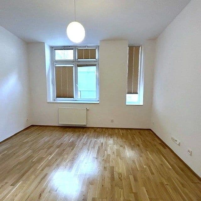 Prenájom bytu 1-izbový 24 m², Mlynářská, Praha, Praha Prenájom bytu 1-izbový 24 m², Mlynářská, Praha, Praha
