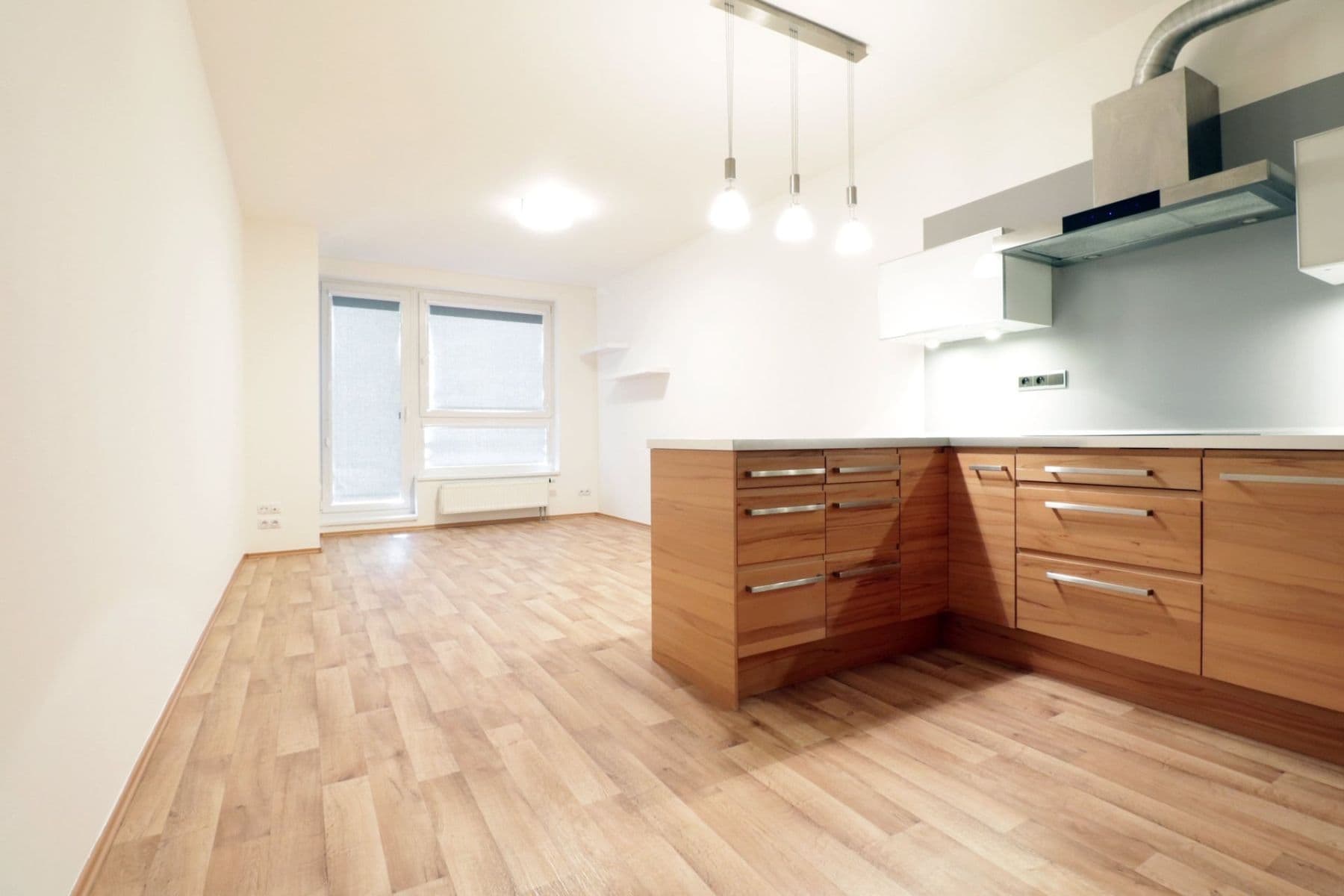 Prenájom bytu 2-izbový 64 m², Pod Harfou, Praha, Praha Prenájom bytu 2-izbový 64 m², Pod Harfou, Praha, Praha