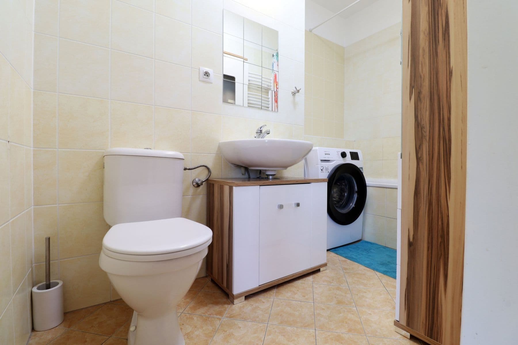 Prenájom bytu 1-izbový 31 m², Podkovářská, Praha, Praha Prenájom bytu 1-izbový 31 m², Podkovářská, Praha, Praha
