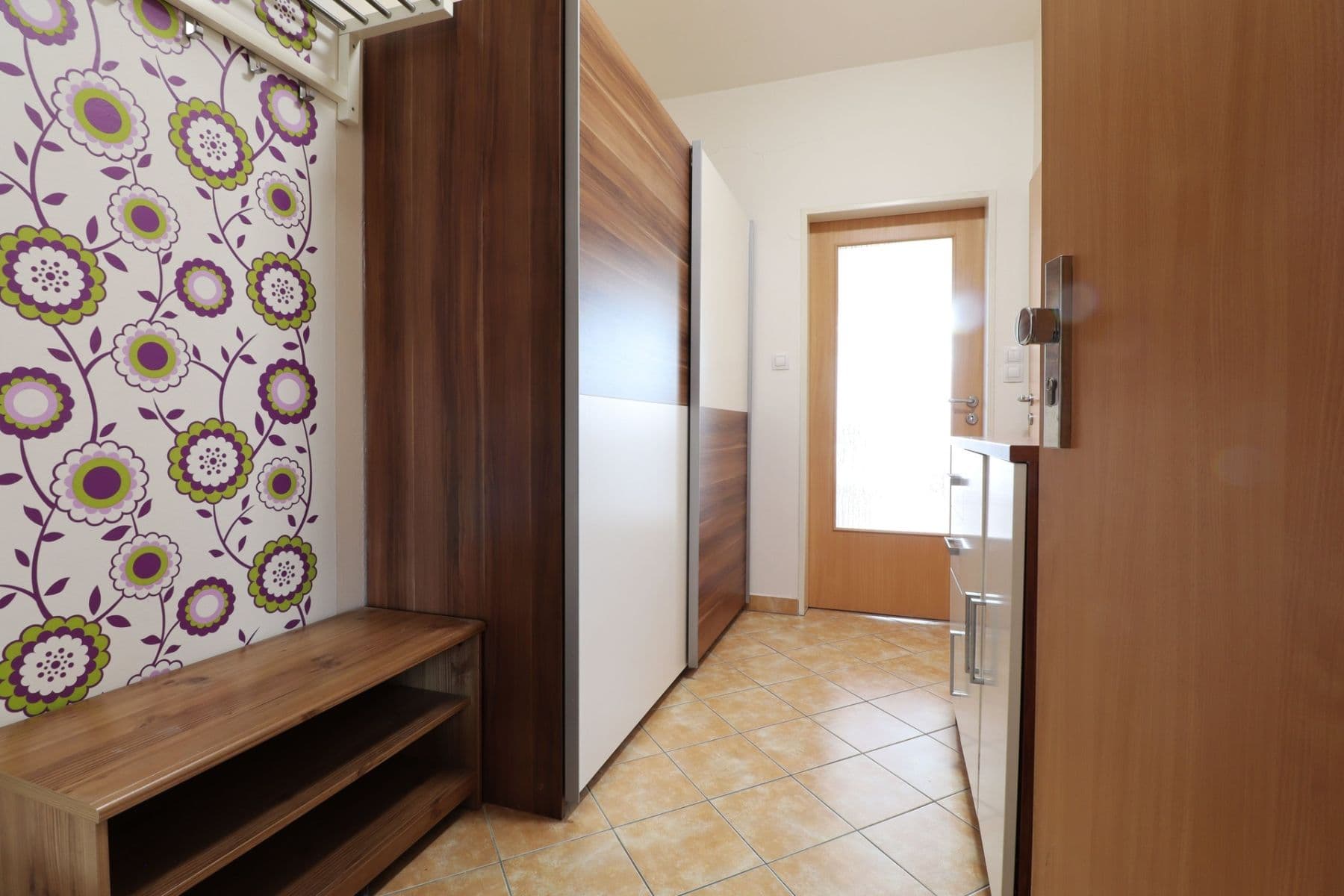 Prenájom bytu 1-izbový 31 m², Podkovářská, Praha, Praha Prenájom bytu 1-izbový 31 m², Podkovářská, Praha, Praha