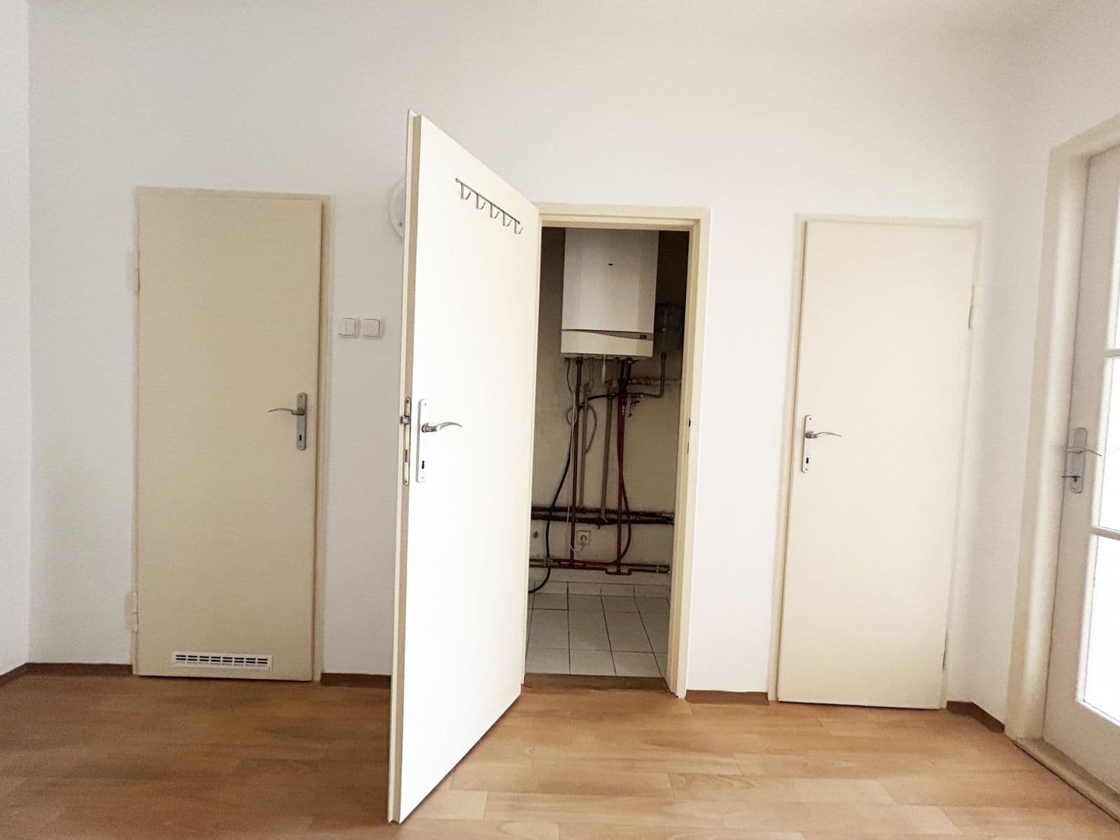 Prenájom bytu 1-izbový 50 m², Nad Primaskou, Praha, Praha Prenájom bytu 1-izbový 50 m², Nad Primaskou, Praha, Praha
