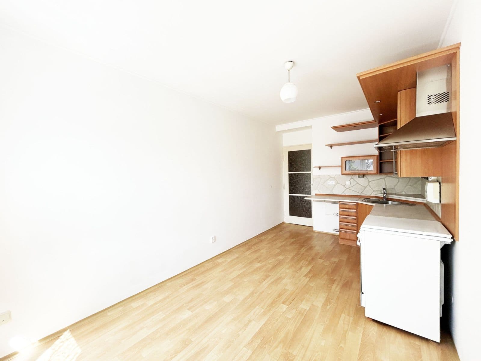 Prenájom bytu 1-izbový 50 m², Nad Primaskou, Praha, Praha Prenájom bytu 1-izbový 50 m², Nad Primaskou, Praha, Praha