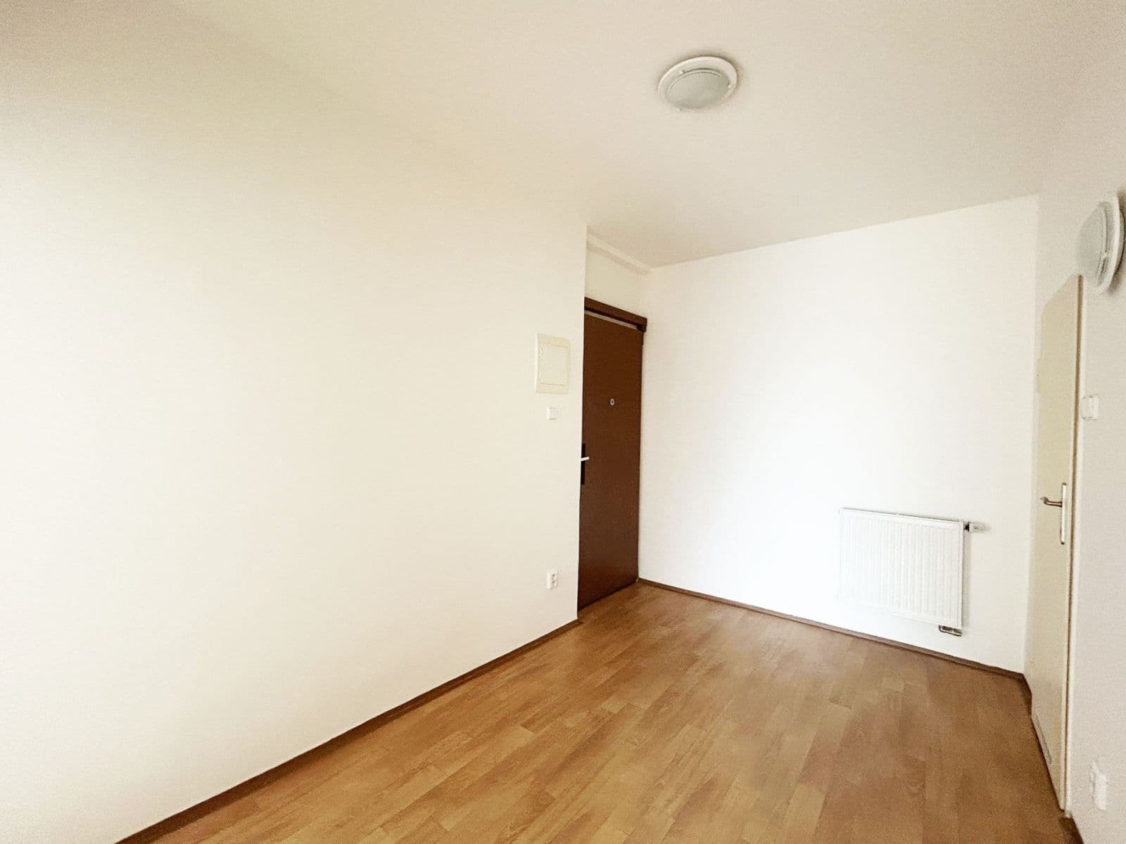 Prenájom bytu 1-izbový 50 m², Nad Primaskou, Praha, Praha Prenájom bytu 1-izbový 50 m², Nad Primaskou, Praha, Praha