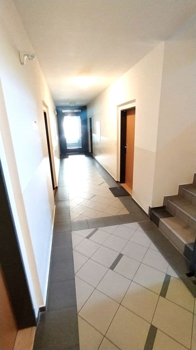 Prenájom bytu 1-izbový 28 m², Pod Kavalírkou, Praha, Praha Prenájom bytu 1-izbový 28 m², Pod Kavalírkou, Praha, Praha