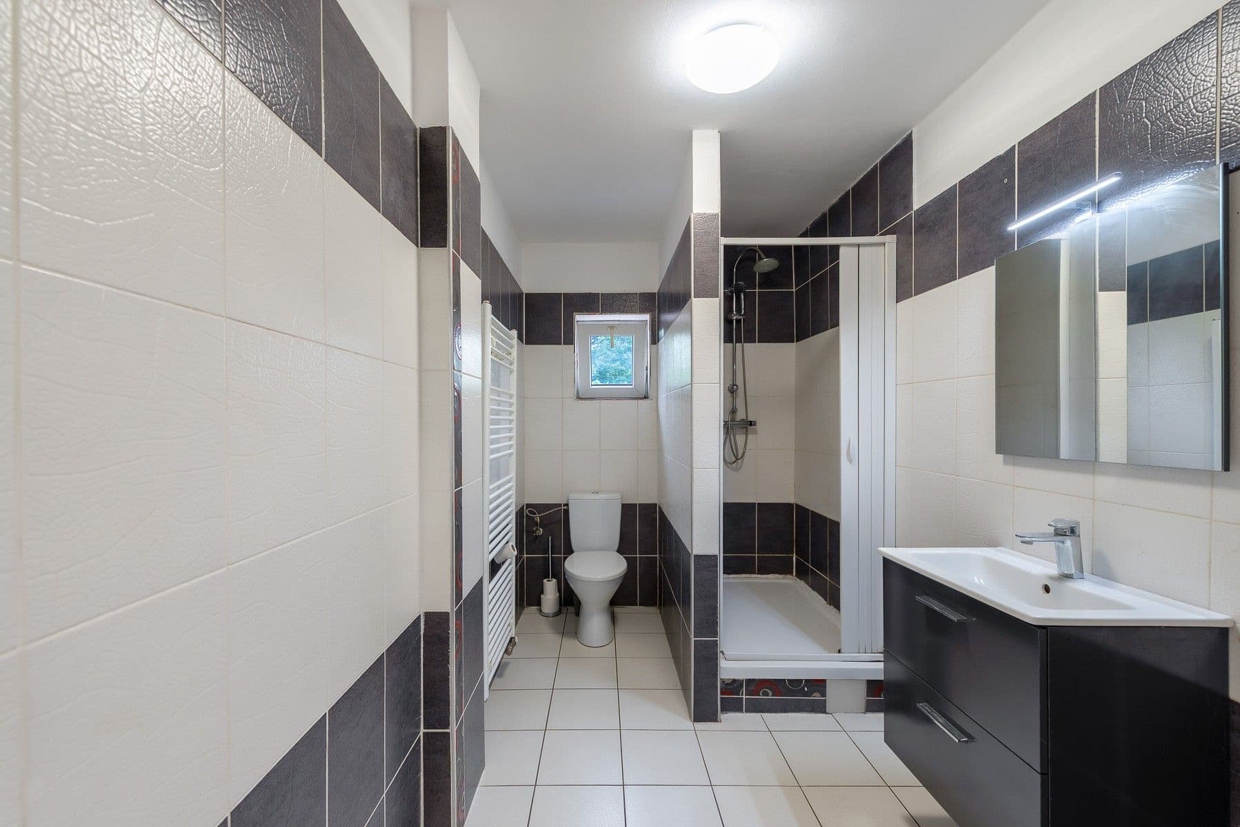 Prenájom domu 241 m², pozemek 977 m², Okrouhlo, Středočeský kraj Prenájom domu 241 m², pozemek 977 m², Okrouhlo, Středočeský kraj