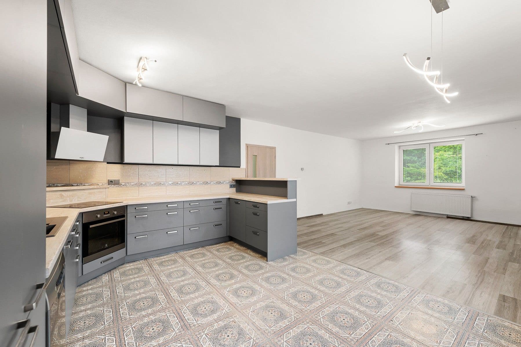 Prenájom domu 241 m², pozemek 977 m², Okrouhlo, Středočeský kraj Prenájom domu 241 m², pozemek 977 m², Okrouhlo, Středočeský kraj