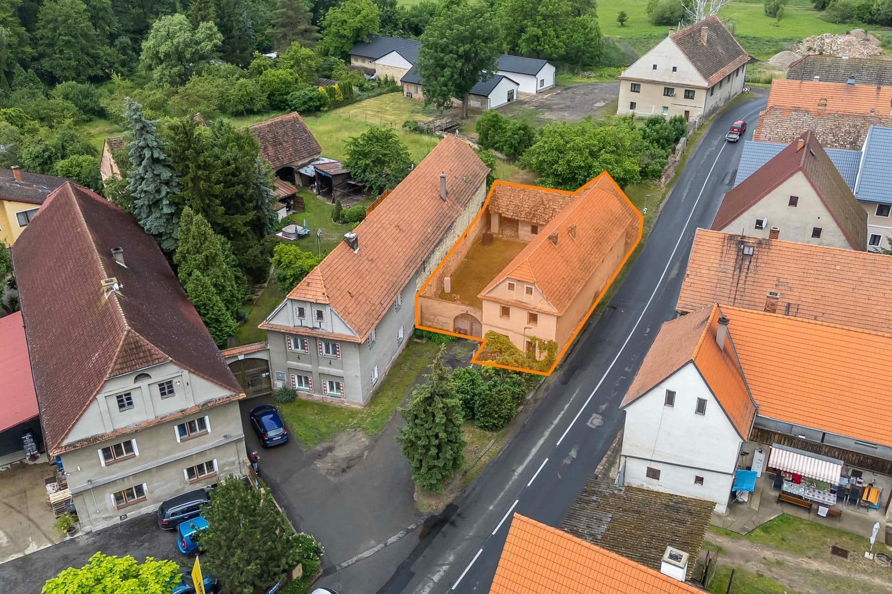 Predaj domu 210 m², pozemek 399 m², Kropáčova Vrutice, Středočeský kraj Predaj domu 210 m², pozemek 399 m², Kropáčova Vrutice, Středočeský kraj