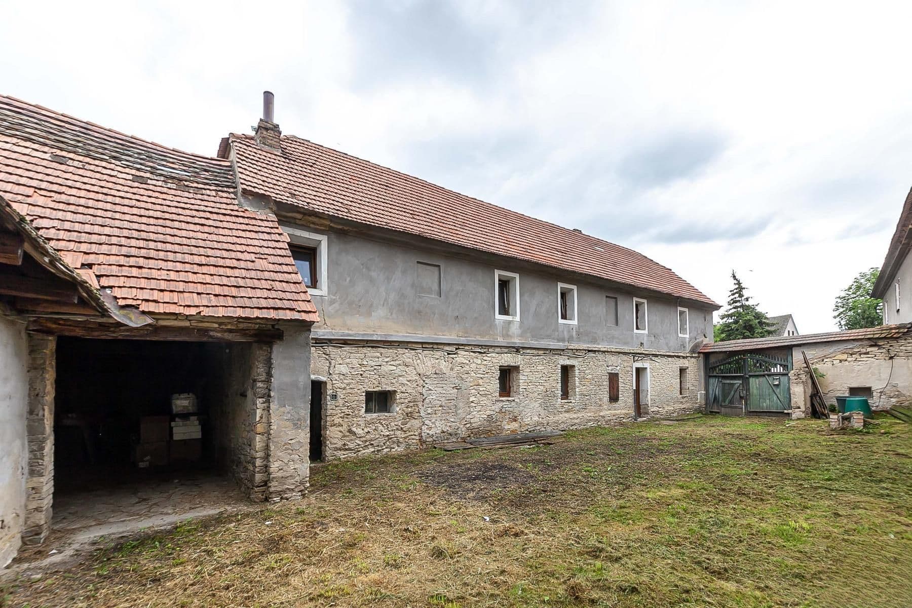 Predaj domu 210 m², pozemek 399 m², Kropáčova Vrutice, Středočeský kraj Predaj domu 210 m², pozemek 399 m², Kropáčova Vrutice, Středočeský kraj