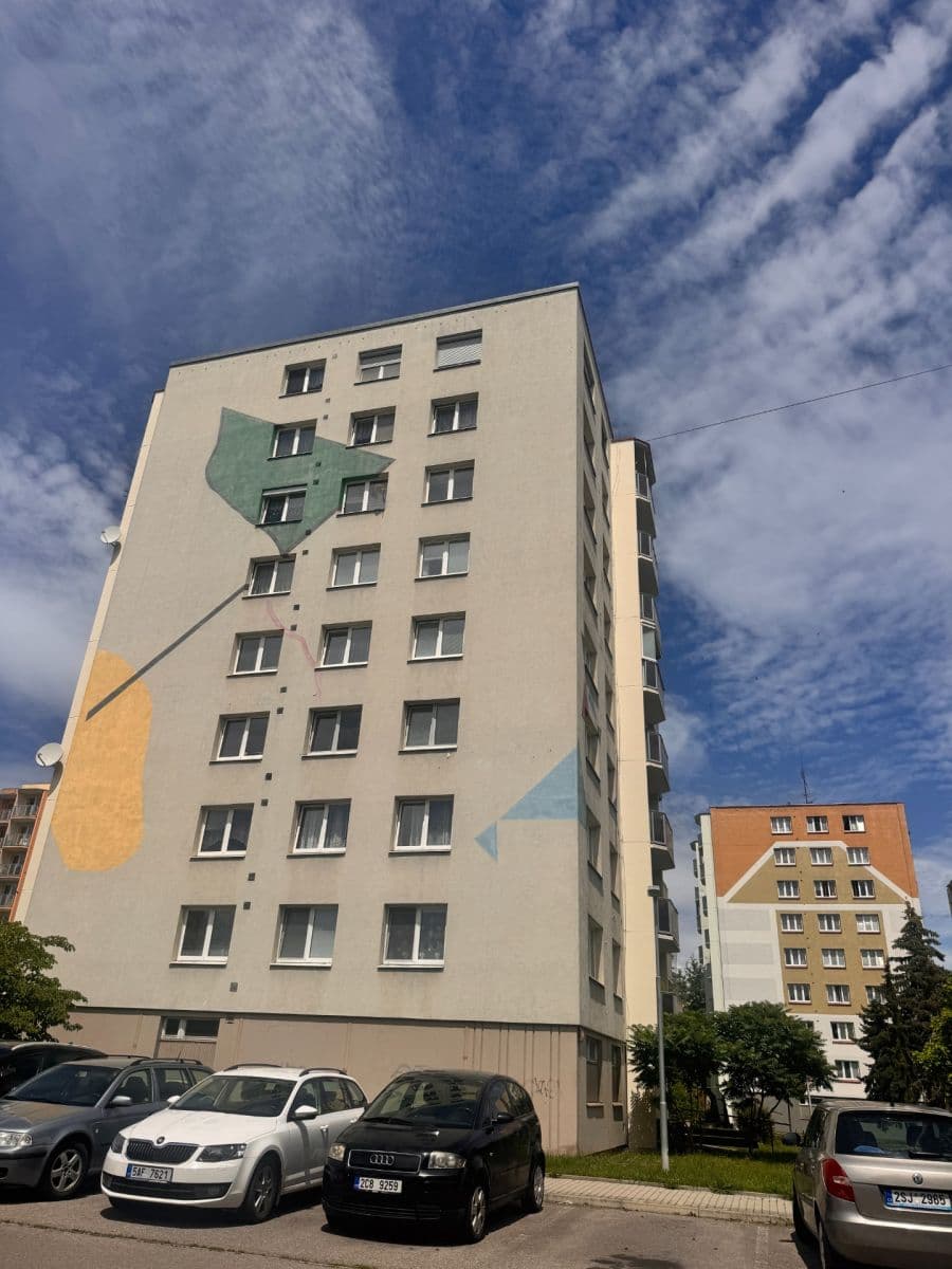 Predaj bytu 4-izbový 76 m², Vodňanská, České Budějovice, Jihočeský kraj Predaj bytu 4-izbový 76 m², Vodňanská, České Budějovice, Jihočeský kraj