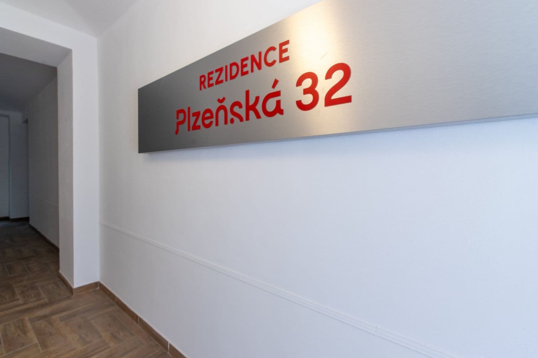 Prenájom bytu 1-izbový 40 m², Plzeňská, Praha, Praha Prenájom bytu 1-izbový 40 m², Plzeňská, Praha, Praha