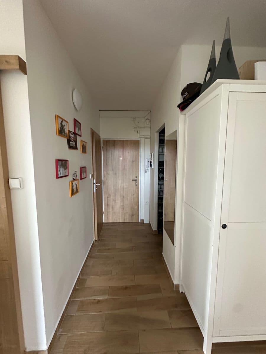 Prenájom bytu 3-izbový 70 m², Jiráskova, Chomutov, Ústecký kraj Prenájom bytu 3-izbový 70 m², Jiráskova, Chomutov, Ústecký kraj