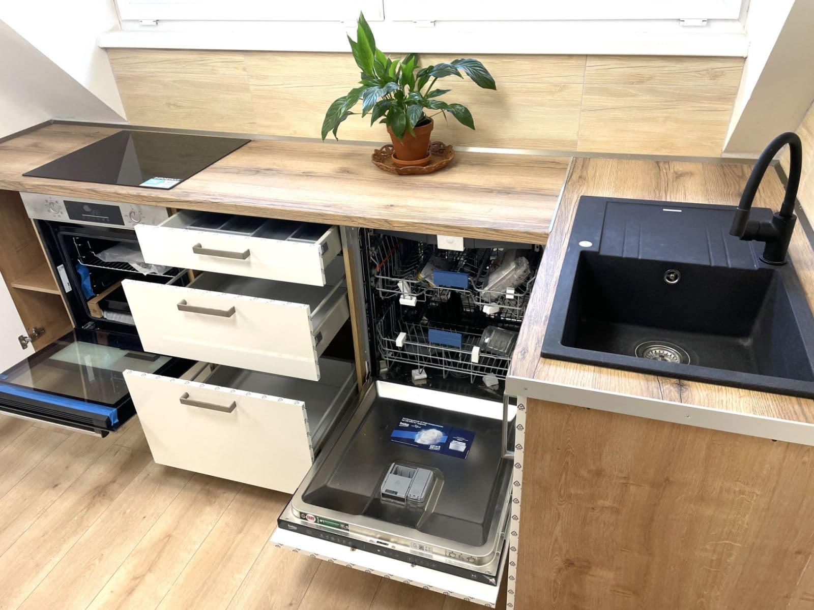 Prenájom domu 200 m², pozemek 700 m², Jiráskova, Frýdek-Místek, Moravskoslezský kraj Prenájom domu 200 m², pozemek 700 m², Jiráskova, Frýdek-Místek, Moravskoslezský kraj