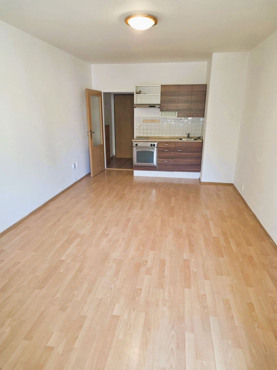Predaj bytu 1-izbový 28 m², gen. Píky, Olomouc, Olomoucký kraj Predaj bytu 1-izbový 28 m², gen. Píky, Olomouc, Olomoucký kraj