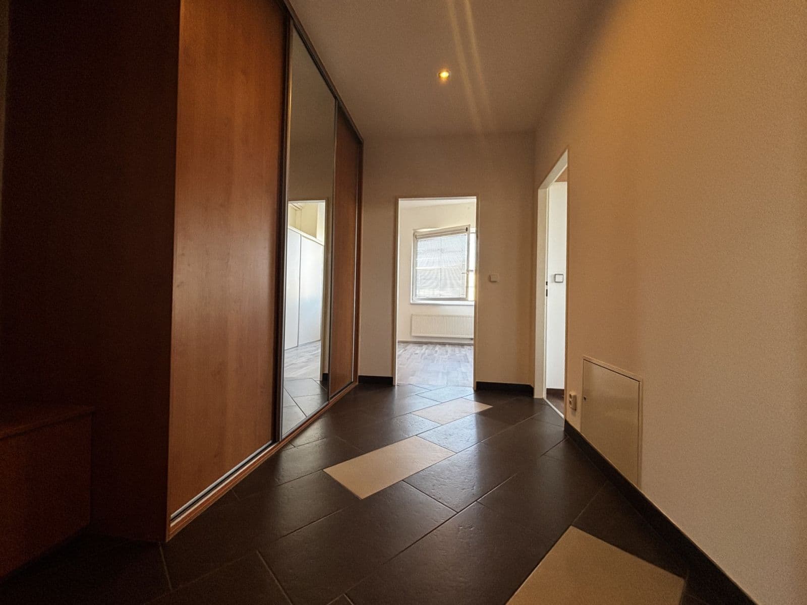 Prenájom bytu 2-izbový 61 m², Pastevců, Praha, Praha Prenájom bytu 2-izbový 61 m², Pastevců, Praha, Praha