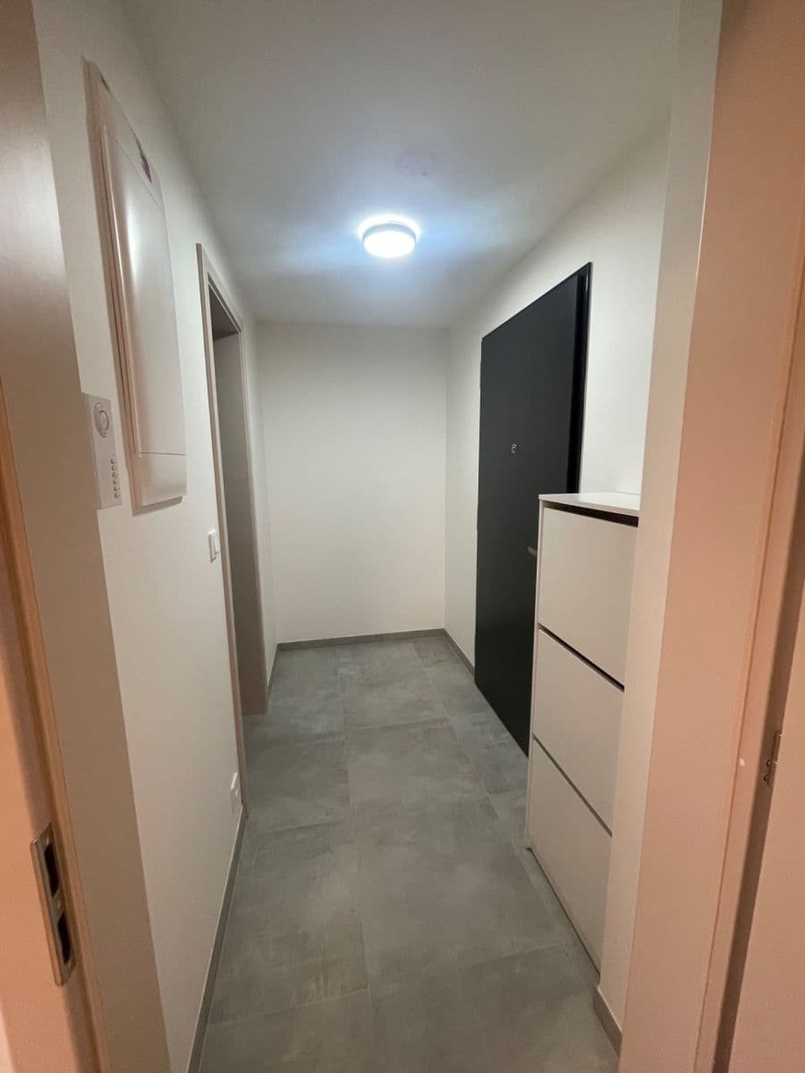 Prenájom bytu 1-izbový 38 m², Pražská, Písek, Jihočeský kraj Prenájom bytu 1-izbový 38 m², Pražská, Písek, Jihočeský kraj