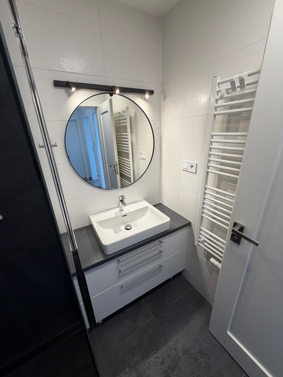 Prenájom bytu 2-izbový 52 m², Limuzská, Praha, Praha Prenájom bytu 2-izbový 52 m², Limuzská, Praha, Praha