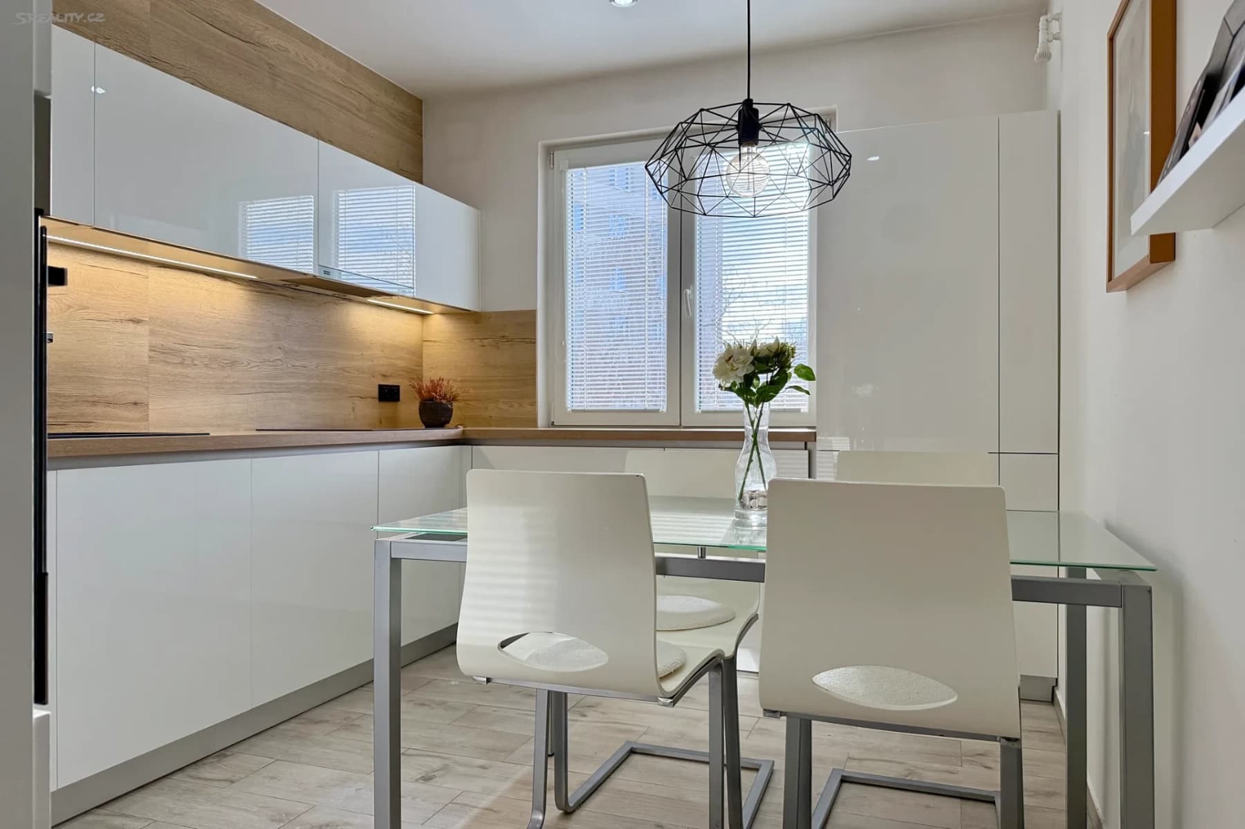 Prenájom bytu 3-izbový 75 m², Padělky VIII, Zlín, Zlínský kraj Prenájom bytu 3-izbový 75 m², Padělky VIII, Zlín, Zlínský kraj