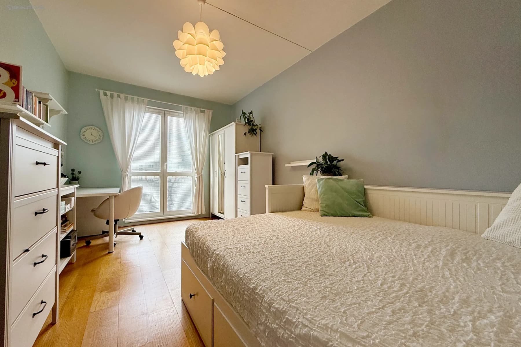 Prenájom bytu 3-izbový 75 m², Padělky VIII, Zlín, Zlínský kraj Prenájom bytu 3-izbový 75 m², Padělky VIII, Zlín, Zlínský kraj