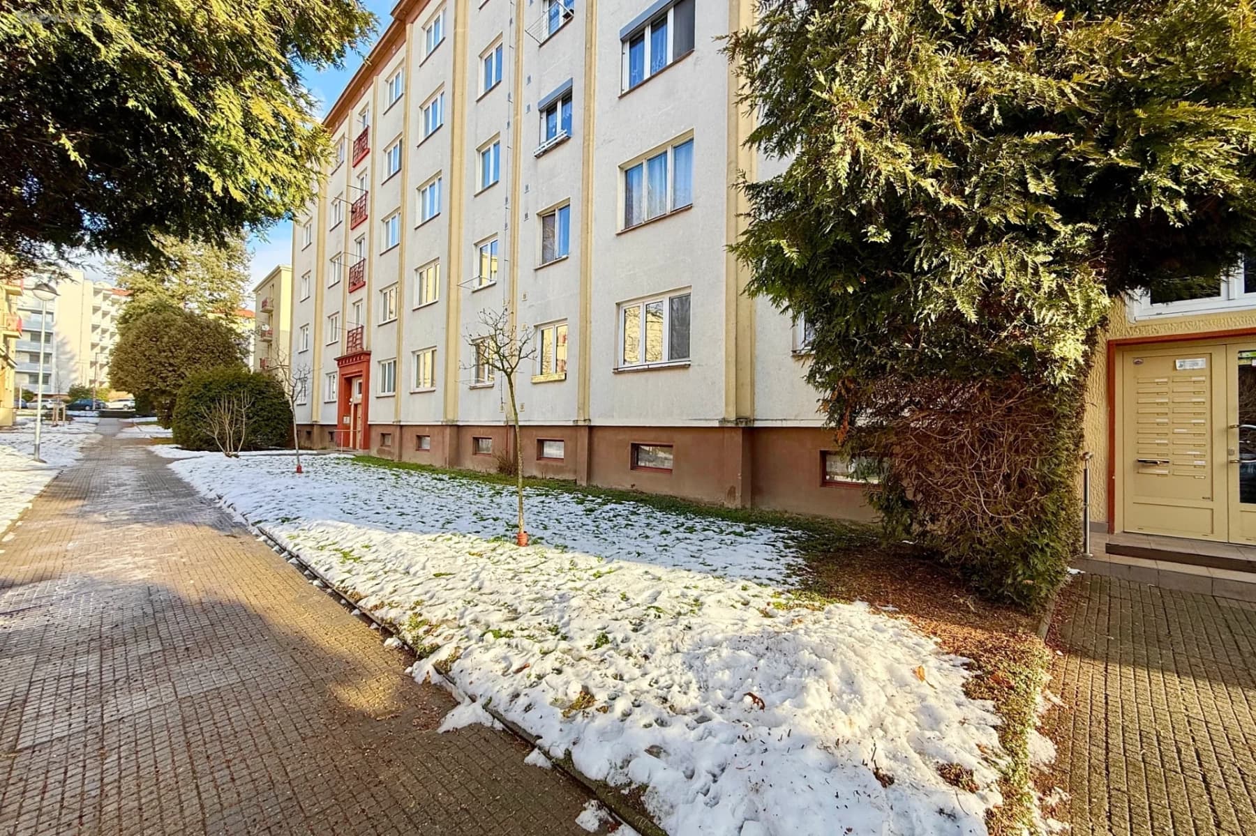Prenájom bytu 3-izbový 75 m², Padělky VIII, Zlín, Zlínský kraj Prenájom bytu 3-izbový 75 m², Padělky VIII, Zlín, Zlínský kraj