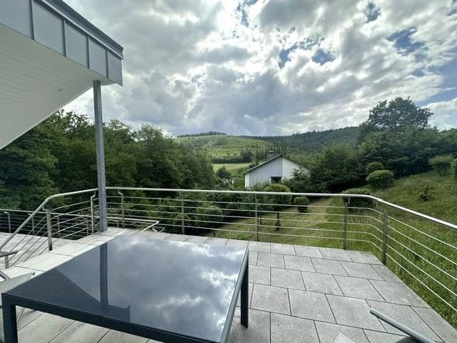 Predaj domu 214 m², pozemek 2.250 m², Lüdenscheid, Severné Porýnie - Westfálsko Predaj domu 214 m², pozemek 2.250 m², Lüdenscheid, Severné Porýnie - Westfálsko