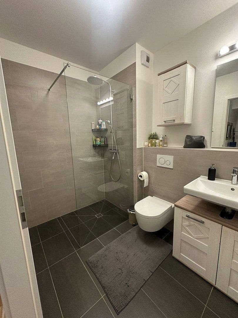Prenájom bytu 2-izbový 62 m², Fritz-Bauer-Str. 21, Bonn, Severné Porýnie - Westfálsko Prenájom bytu 2-izbový 62 m², Fritz-Bauer-Str. 21, Bonn, Severné Porýnie - Westfálsko