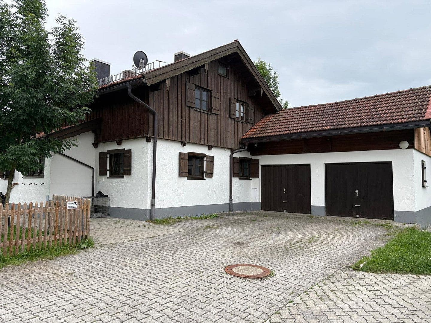 Prenájom domu 92 m², pozemek 600 m², Reichersbeuern, Bavorsko Prenájom domu 92 m², pozemek 600 m², Reichersbeuern, Bavorsko