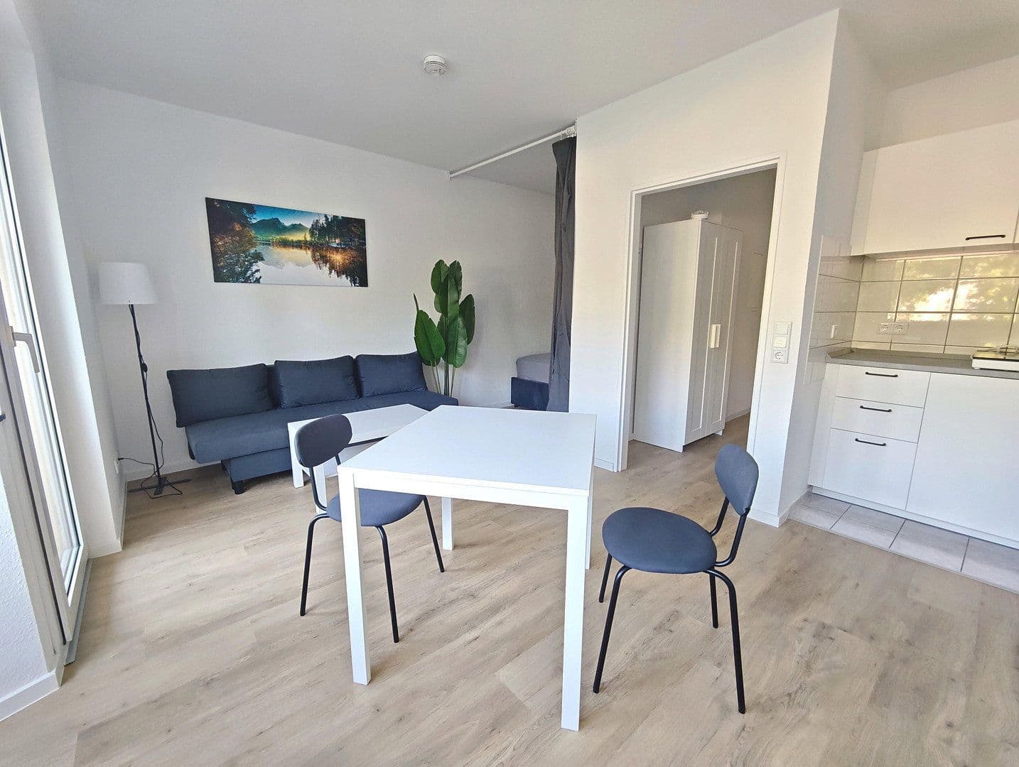Prenájom bytu 1-izbový 33 m², Augustaanlage 40, Mannheim, Bádensko-Wurttembersko Prenájom bytu 1-izbový 33 m², Augustaanlage 40, Mannheim, Bádensko-Wurttembersko