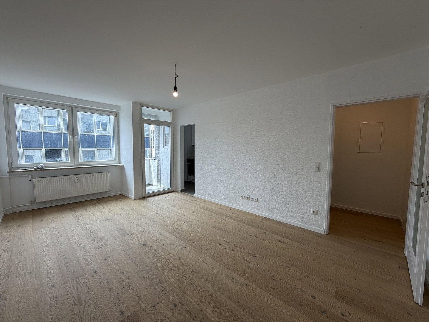Prenájom bytu 1-izbový 33 m², Zeil 39, Frankfurt am Main, Hesensko Prenájom bytu 1-izbový 33 m², Zeil 39, Frankfurt am Main, Hesensko