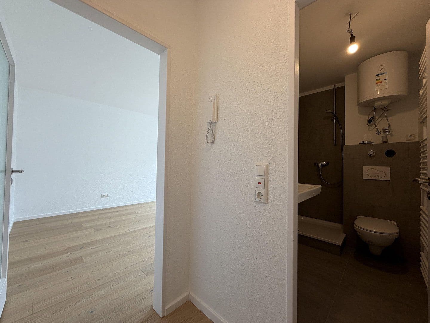 Prenájom bytu 1-izbový 33 m², Zeil 39, Frankfurt am Main, Hesensko Prenájom bytu 1-izbový 33 m², Zeil 39, Frankfurt am Main, Hesensko