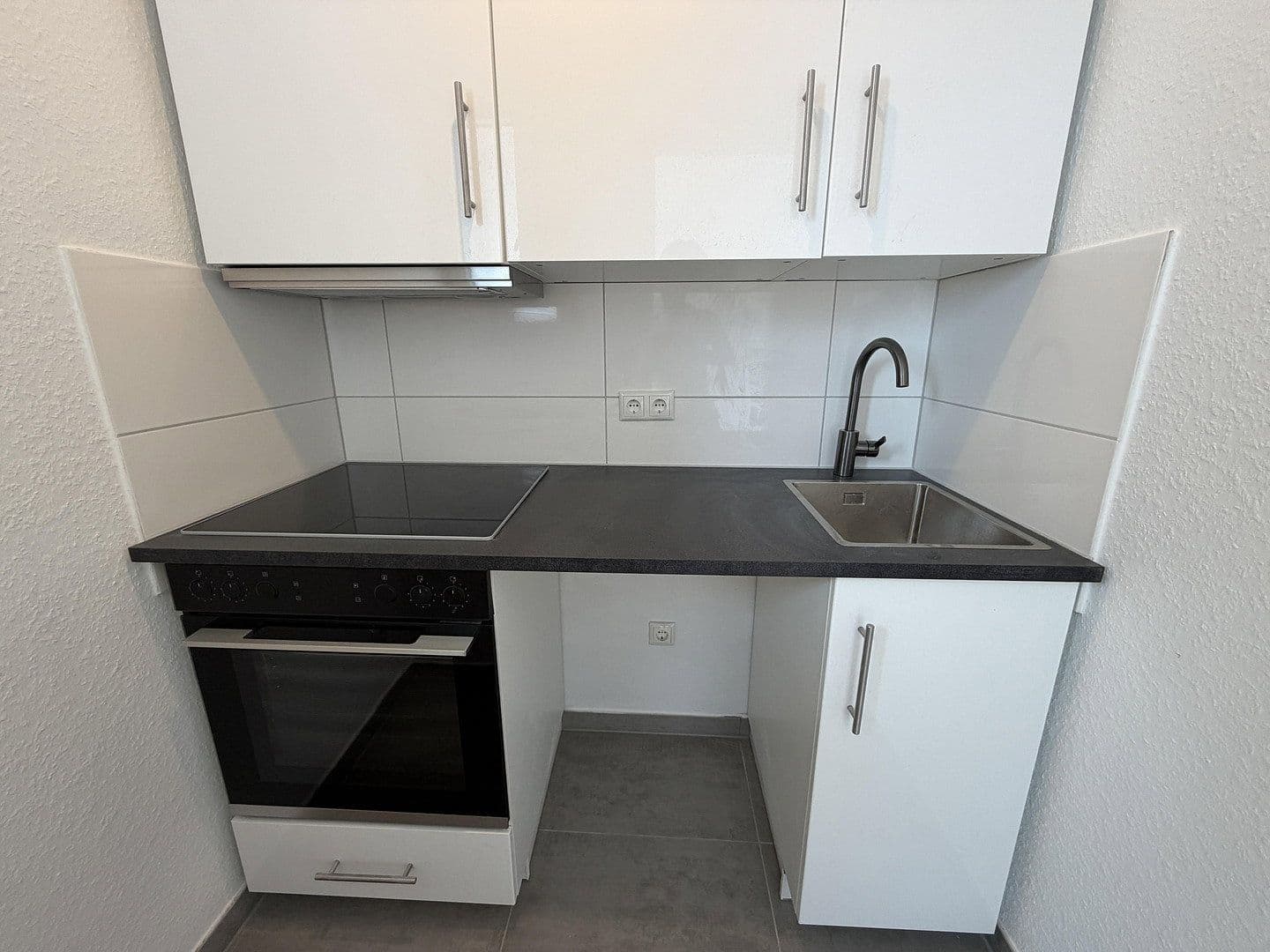 Prenájom bytu 1-izbový 33 m², Zeil 39, Frankfurt am Main, Hesensko Prenájom bytu 1-izbový 33 m², Zeil 39, Frankfurt am Main, Hesensko