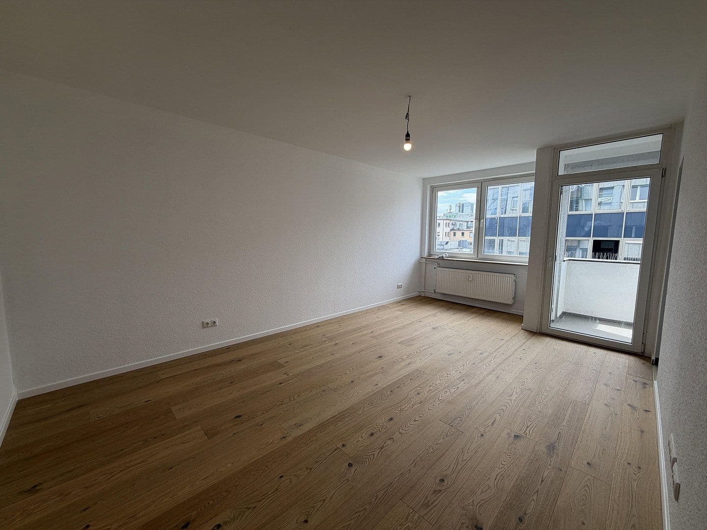 Prenájom bytu 1-izbový 33 m², Zeil 39, Frankfurt am Main, Hesensko Prenájom bytu 1-izbový 33 m², Zeil 39, Frankfurt am Main, Hesensko