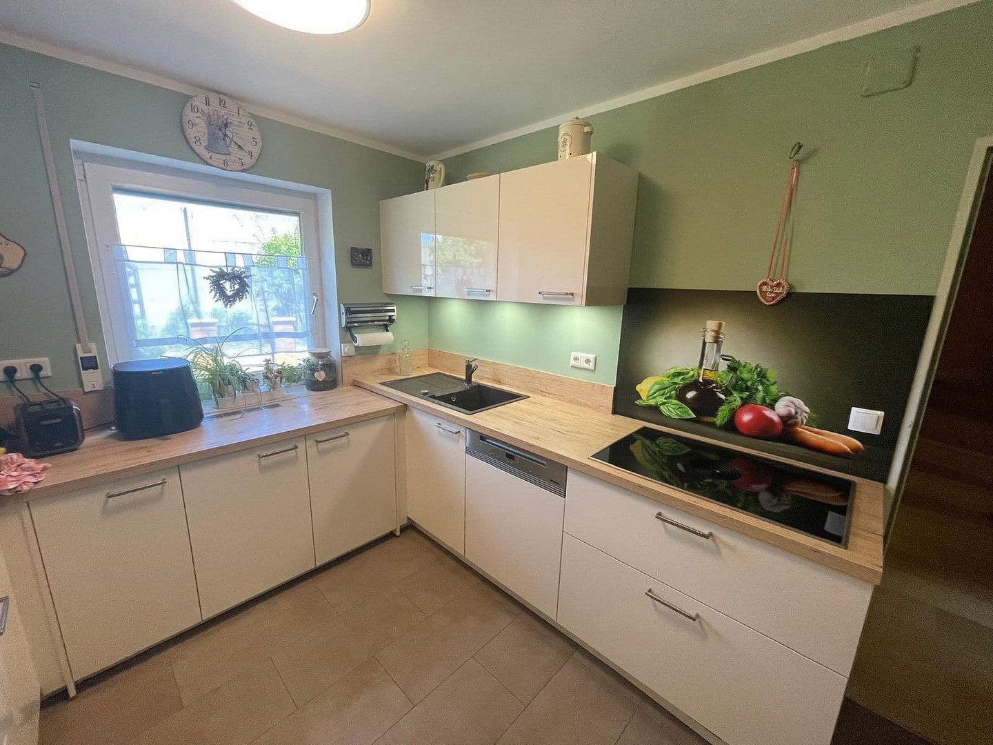 Predaj domu 135 m², pozemek 312 m², Kirchseeoner Weg 51, Kirchseeon, Bavorsko Predaj domu 135 m², pozemek 312 m², Kirchseeoner Weg 51, Kirchseeon, Bavorsko