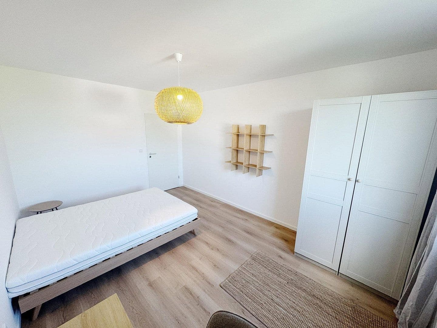 Prenájom bytu 14 m², Brieger Straße 9, München, Bavorsko Prenájom bytu 14 m², Brieger Straße 9, München, Bavorsko
