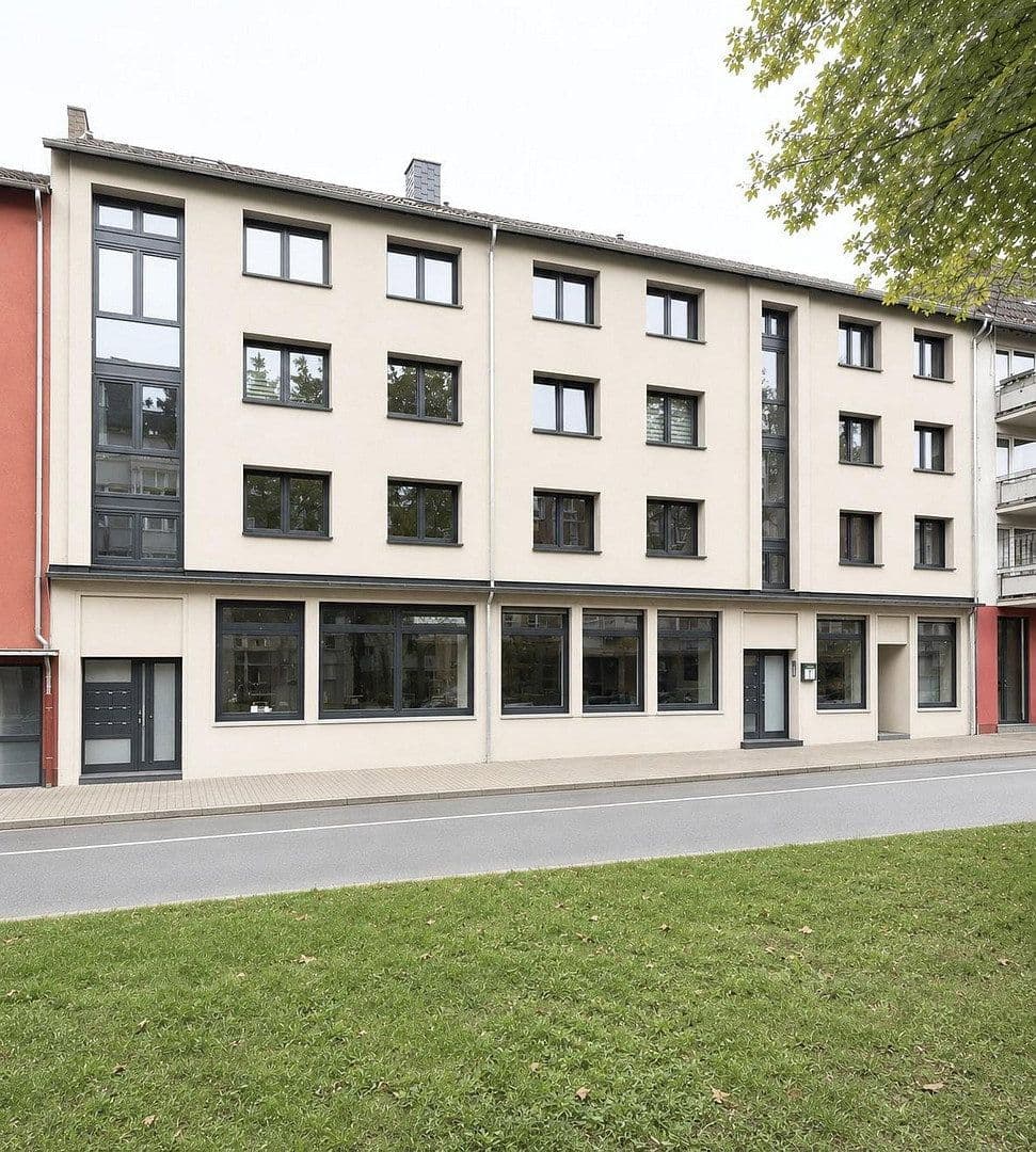 Prenájom bytu 3-izbový 77 m², Hattinger Str. 82, Bochum, Severné Porýnie - Westfálsko Prenájom bytu 3-izbový 77 m², Hattinger Str. 82, Bochum, Severné Porýnie - Westfálsko