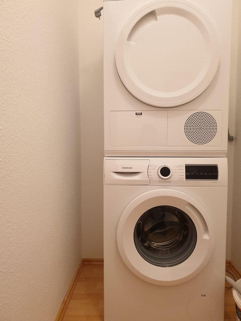 Prenájom bytu 1-izbový 39 m², Weinsberg, Bádensko-Wurttembersko Prenájom bytu 1-izbový 39 m², Weinsberg, Bádensko-Wurttembersko