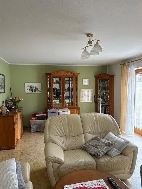 Predaj domu 104 m², pozemek 520 m², Chemnitz, Sasko Predaj domu 104 m², pozemek 520 m², Chemnitz, Sasko