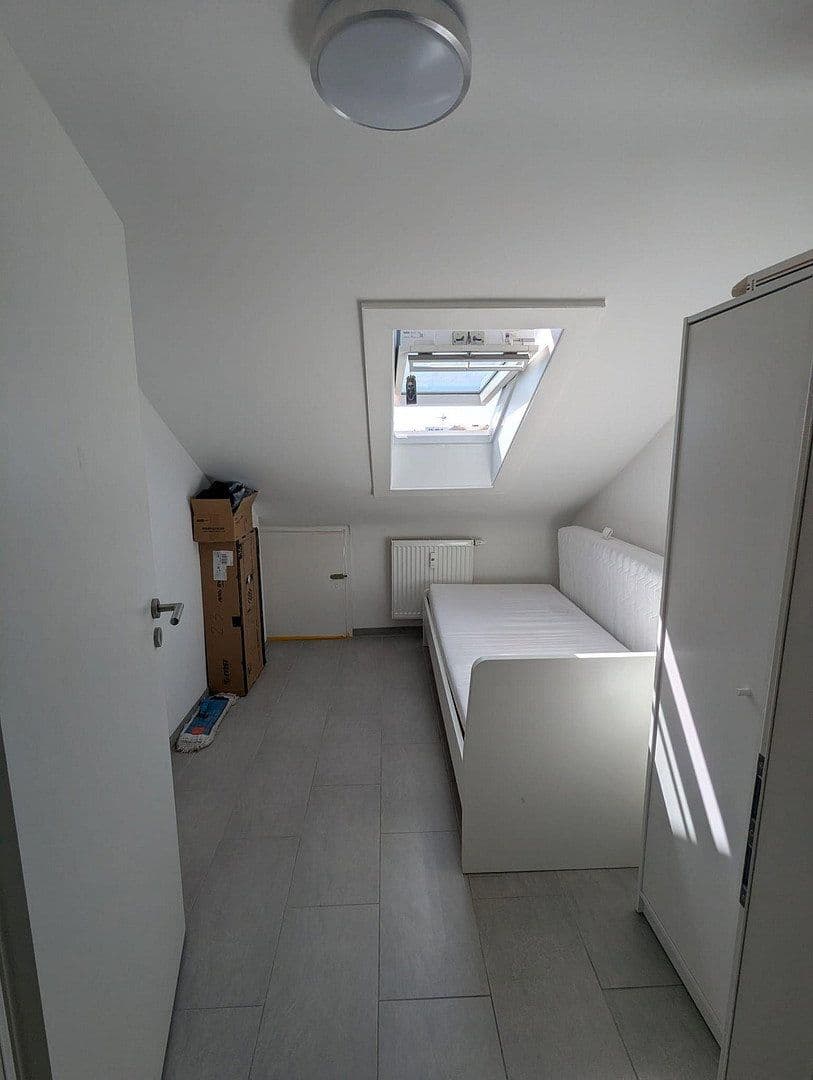 Prenájom bytu 3-izbový 53 m², Yorckstraße.15, Pforzheim, Bádensko-Wurttembersko Prenájom bytu 3-izbový 53 m², Yorckstraße.15, Pforzheim, Bádensko-Wurttembersko