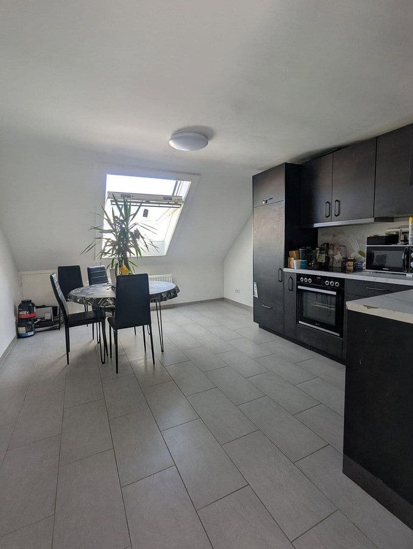 Prenájom bytu 3-izbový 53 m², Yorckstraße.15, Pforzheim, Bádensko-Wurttembersko Prenájom bytu 3-izbový 53 m², Yorckstraße.15, Pforzheim, Bádensko-Wurttembersko