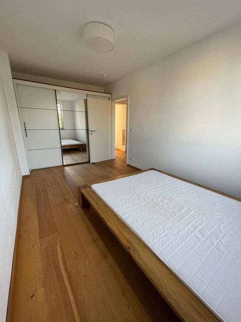 Prenájom bytu 2-izbový 53 m², Berlin, Berlín Prenájom bytu 2-izbový 53 m², Berlin, Berlín