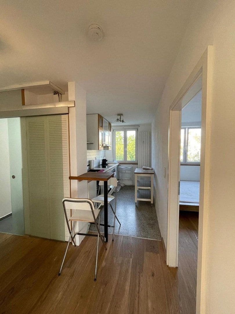 Prenájom bytu 2-izbový 53 m², Berlin, Berlín Prenájom bytu 2-izbový 53 m², Berlin, Berlín