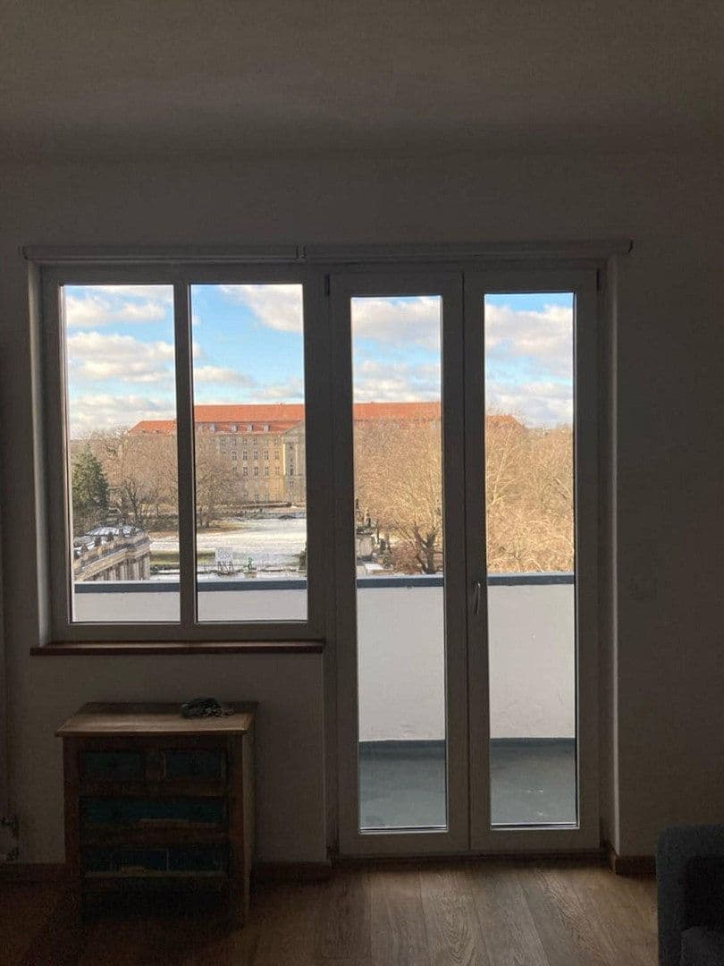 Prenájom bytu 2-izbový 53 m², Berlin, Berlín Prenájom bytu 2-izbový 53 m², Berlin, Berlín