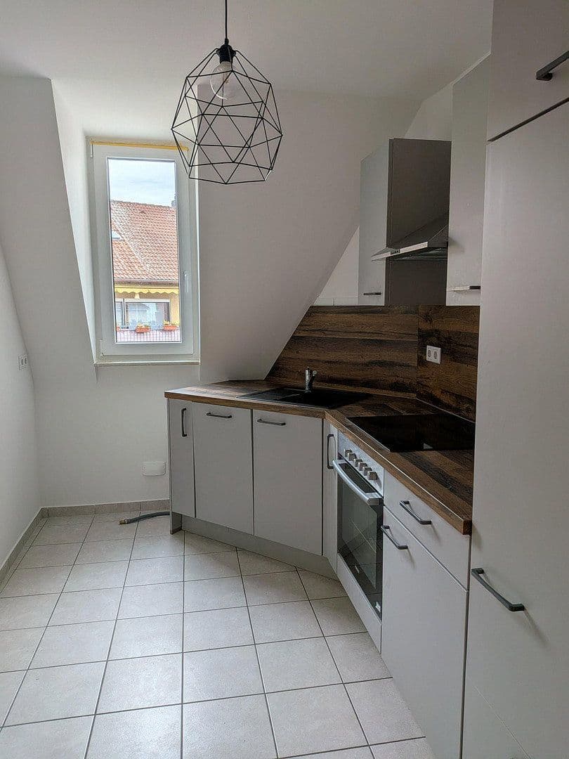 Prenájom bytu 3-izbový 65 m², Nürnberg, Bavorsko Prenájom bytu 3-izbový 65 m², Nürnberg, Bavorsko