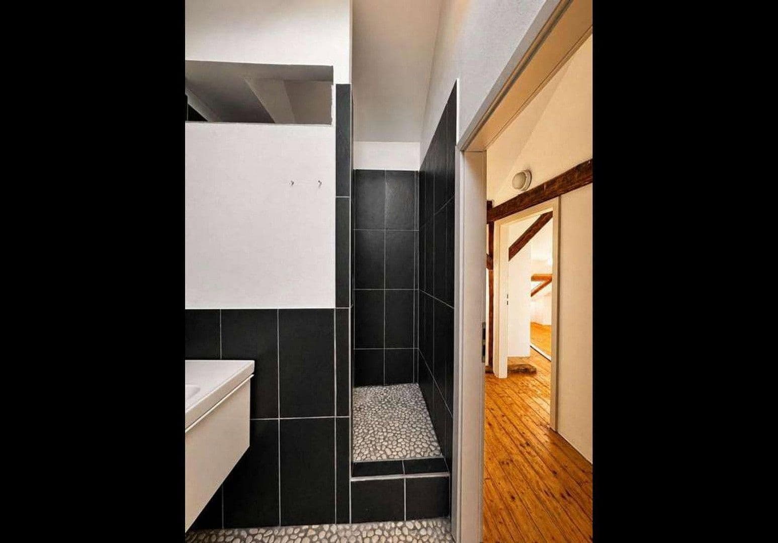 Prenájom bytu 4-izbový 105 m², Yorckstr, Düsseldorf, Severné Porýnie - Westfálsko Prenájom bytu 4-izbový 105 m², Yorckstr, Düsseldorf, Severné Porýnie - Westfálsko