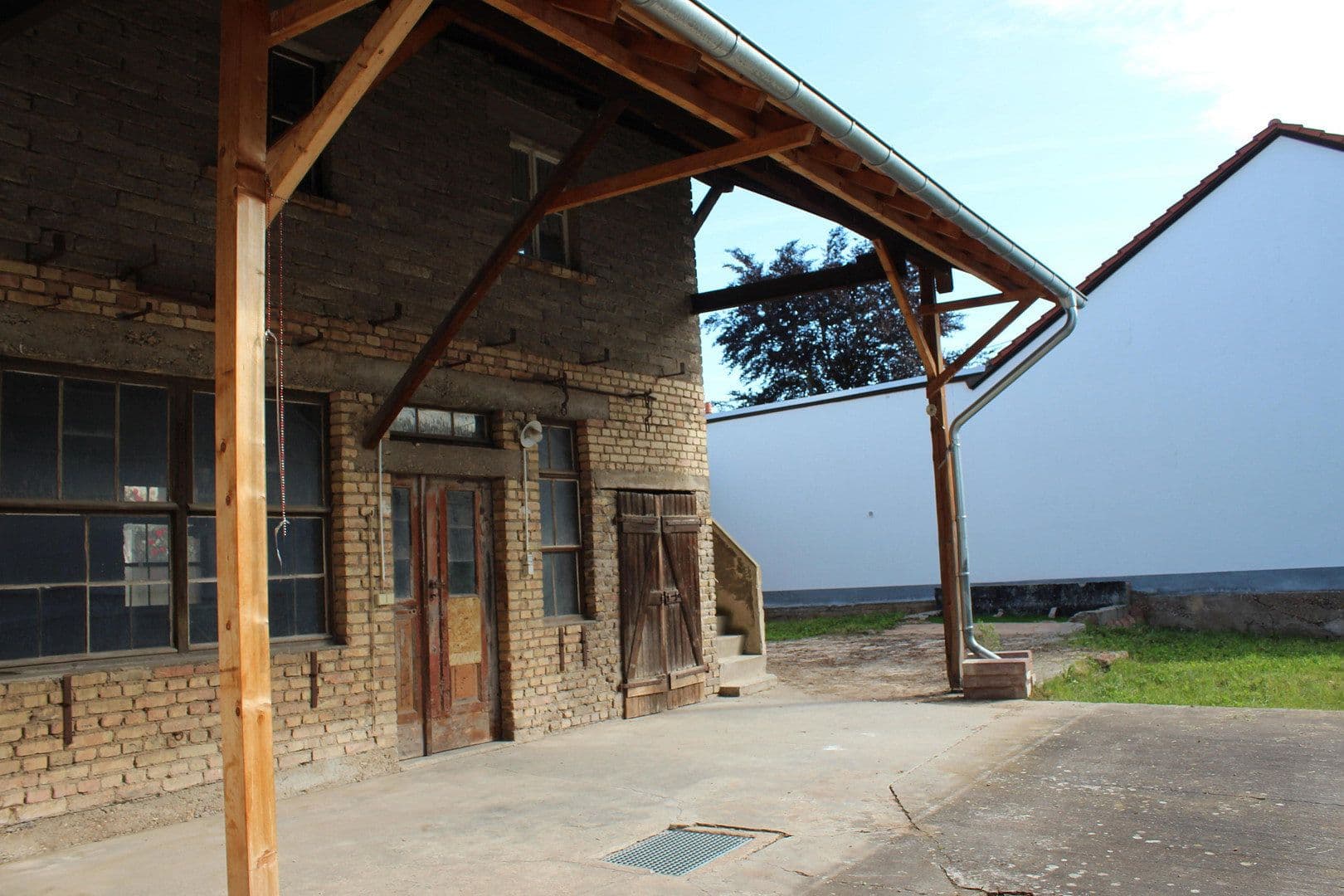 Predaj domu 117 m², pozemek 465 m², Langenlonsheim, Porýnie-Falcko Predaj domu 117 m², pozemek 465 m², Langenlonsheim, Porýnie-Falcko