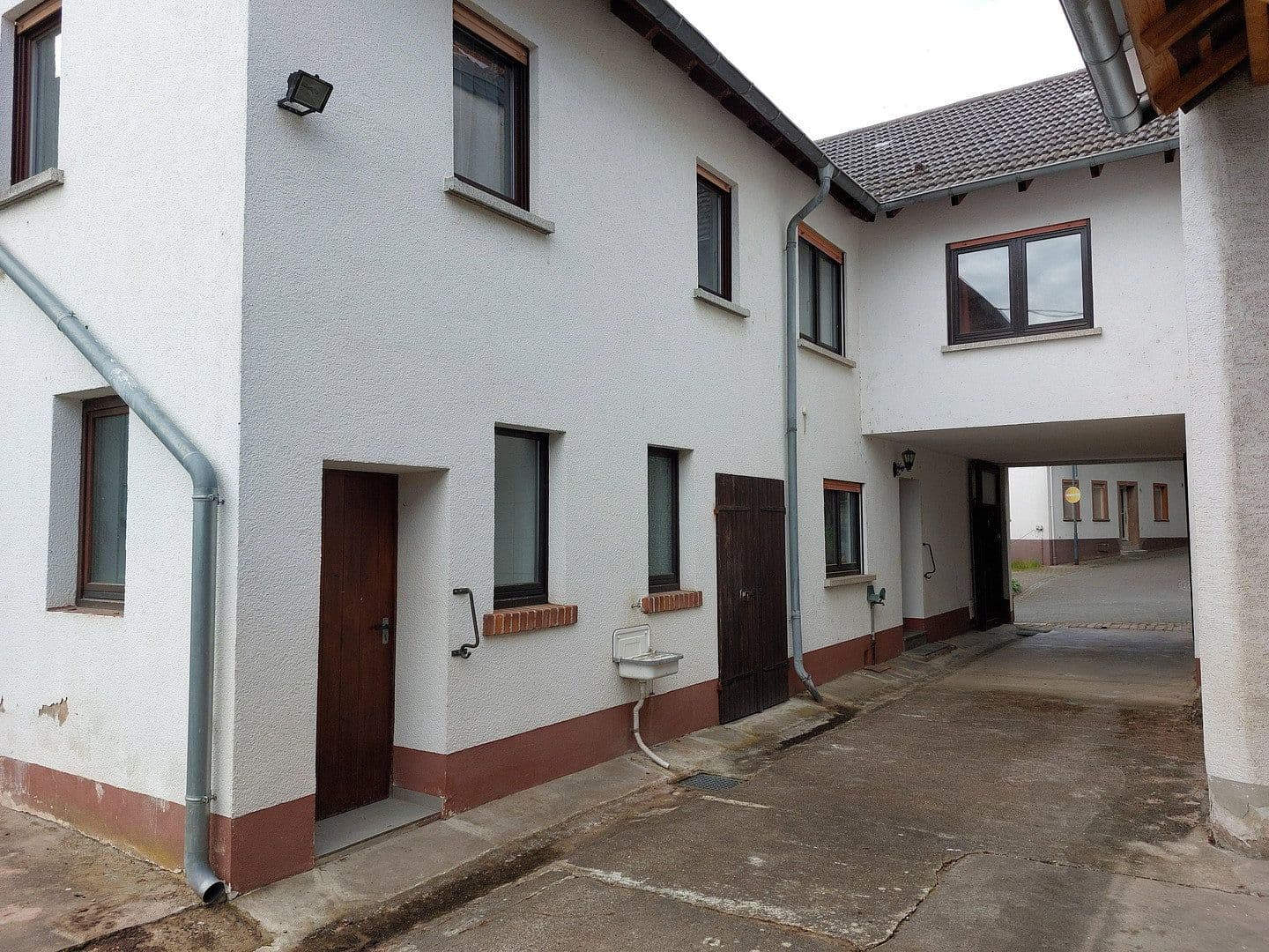 Predaj domu 117 m², pozemek 465 m², Langenlonsheim, Porýnie-Falcko Predaj domu 117 m², pozemek 465 m², Langenlonsheim, Porýnie-Falcko