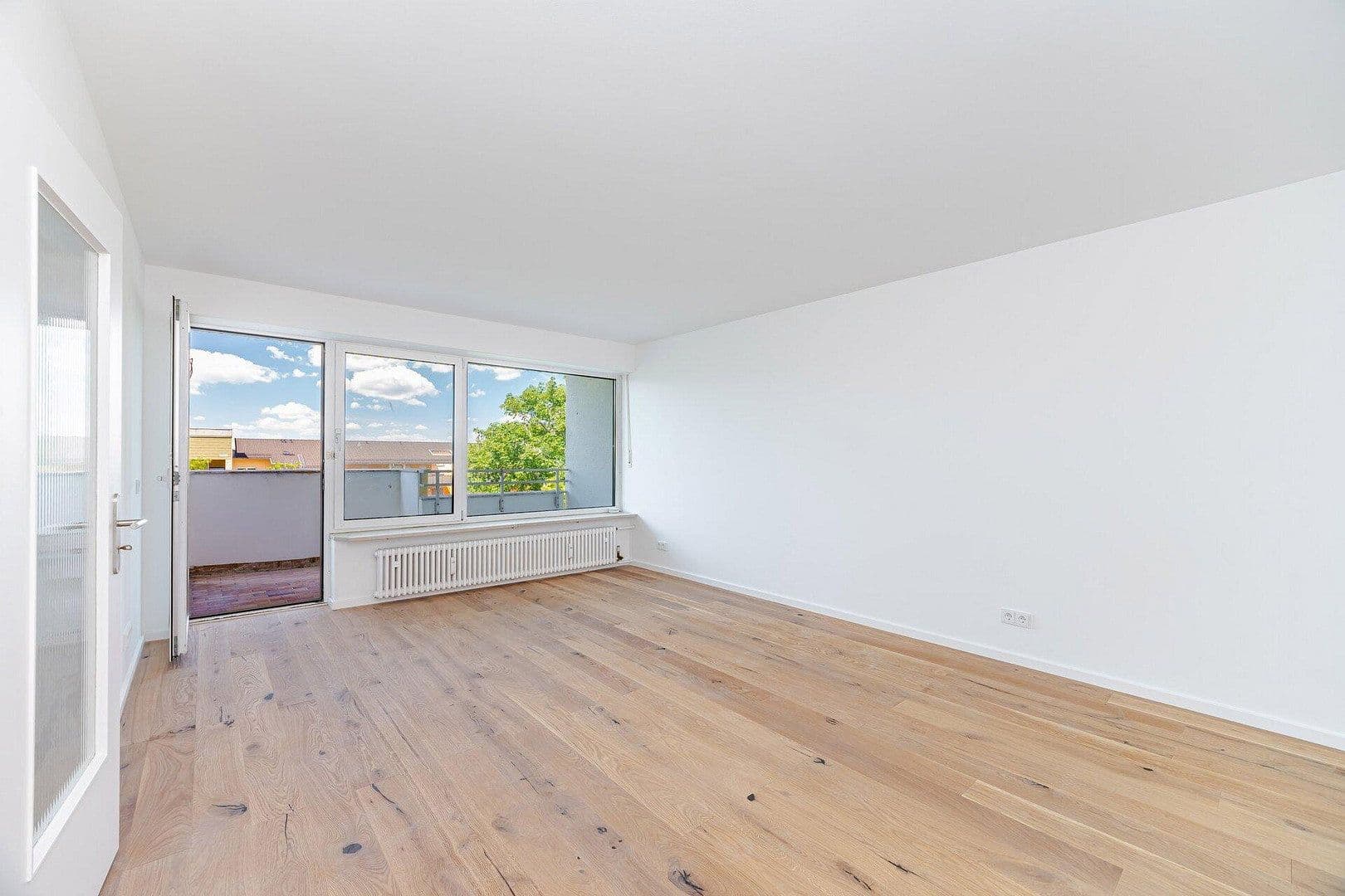 Predaj bytu 2-izbový 60 m², Wittelsbacherstraße 38, Germering, Bavorsko Predaj bytu 2-izbový 60 m², Wittelsbacherstraße 38, Germering, Bavorsko