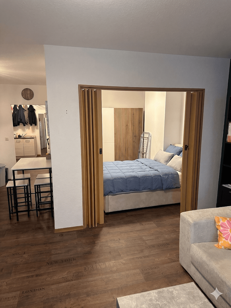 Prenájom bytu 1-izbový 59 m², Cottbus, Brandenbursko Prenájom bytu 1-izbový 59 m², Cottbus, Brandenbursko